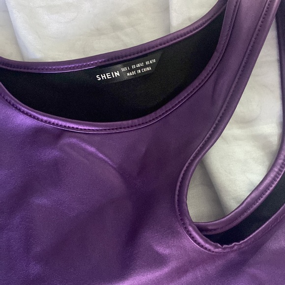 Cut Out Shoulder Leather Crop Tank Top - Picture 3 of 5